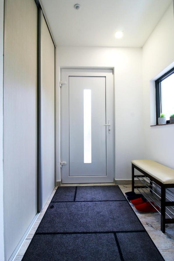 2 Bedrooms House With Enclosed Garden And Wifi At Slezska Ostrava Exterior photo